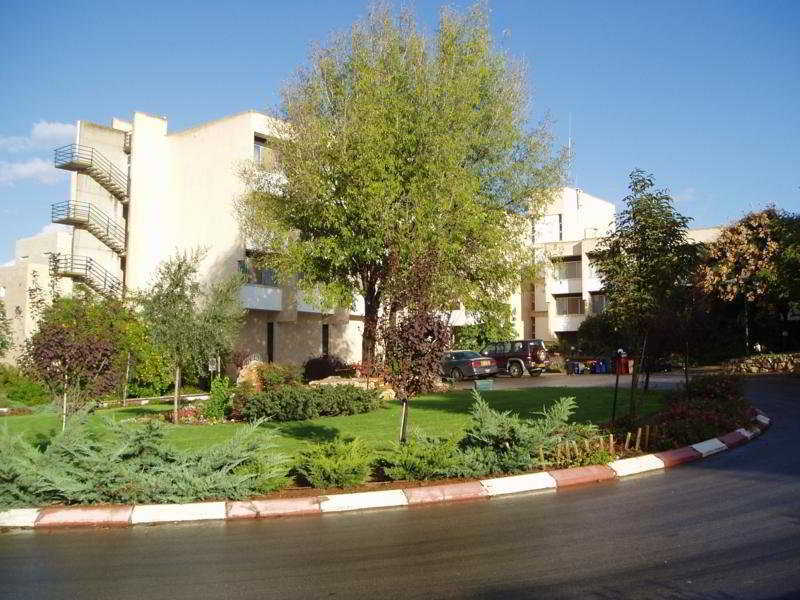 Lavi Kibbutz Hotel Buitenkant foto